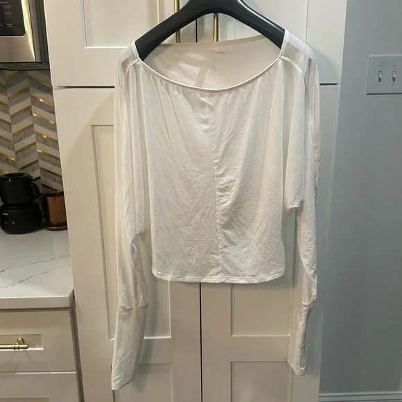 FP Movement by Free People Tempo White Long Sleeve Tee S Like New! - Picture 2 of 3